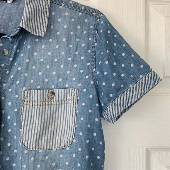 Urban Outfitters BDG Polka Dot Chambray Short Sleeve Button Down Top Extra Small - Picture 3 of 8